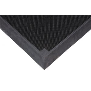 Foot Sanitizing Matting, Rubber, 2-2/3' W x 3-1/4' L x 2-1/2" Thick, Black